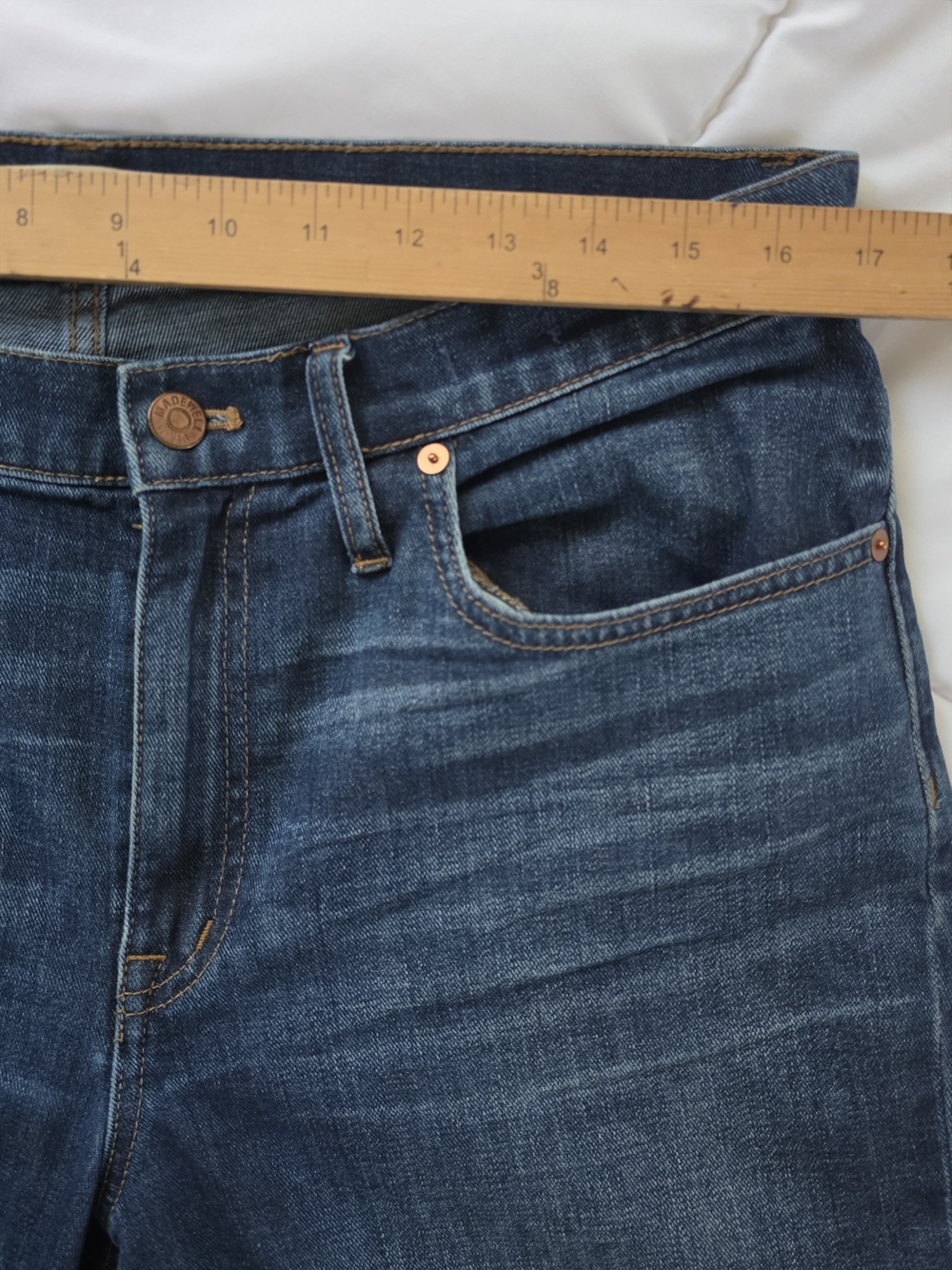 Madewell The Slim Boyjean Women's Jeans in Dark Indigo with Brown Patch - Picture 4 of 8